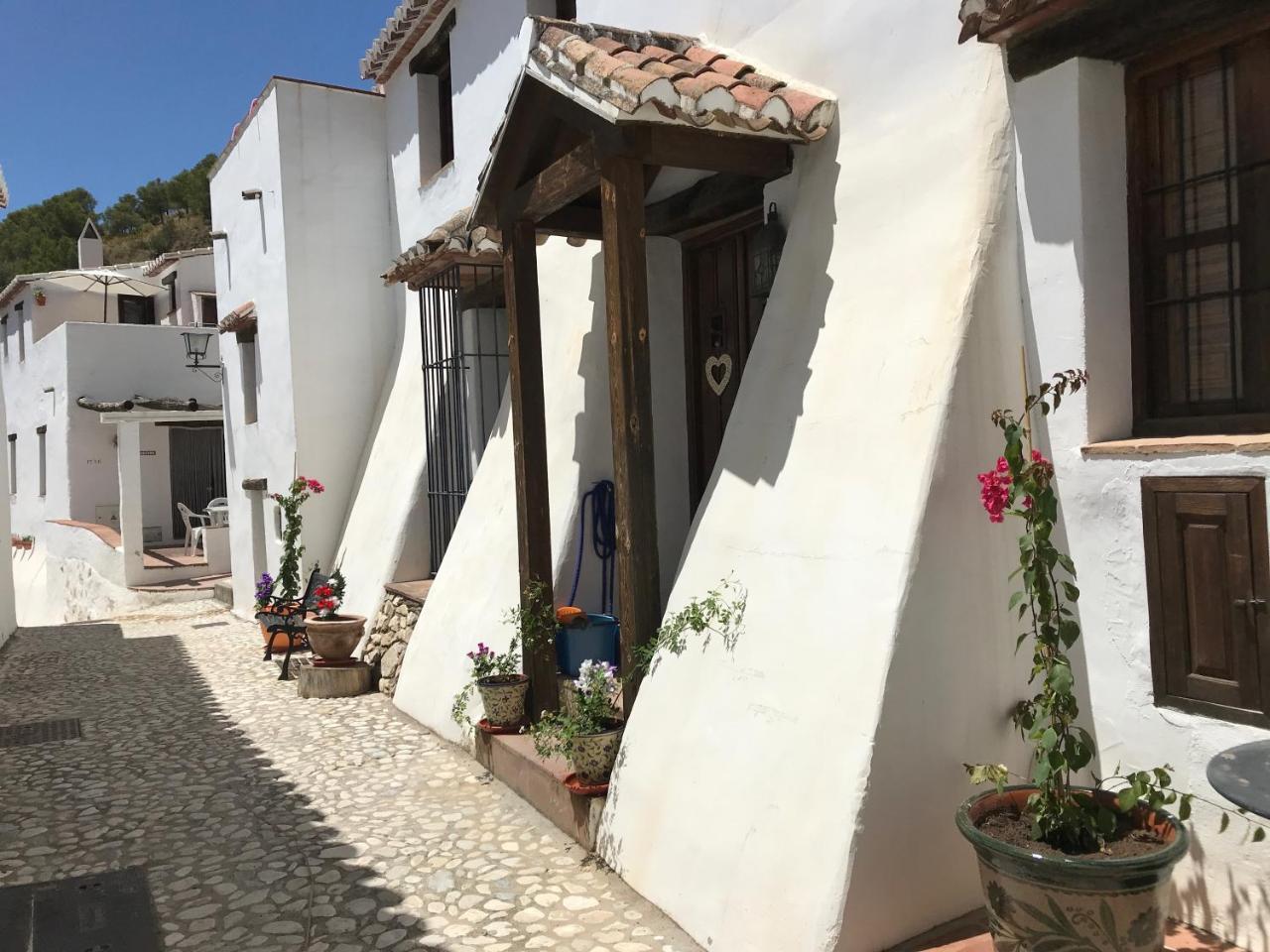B&B The Lost Village El Acebuchal Frigiliana Exterior photo
